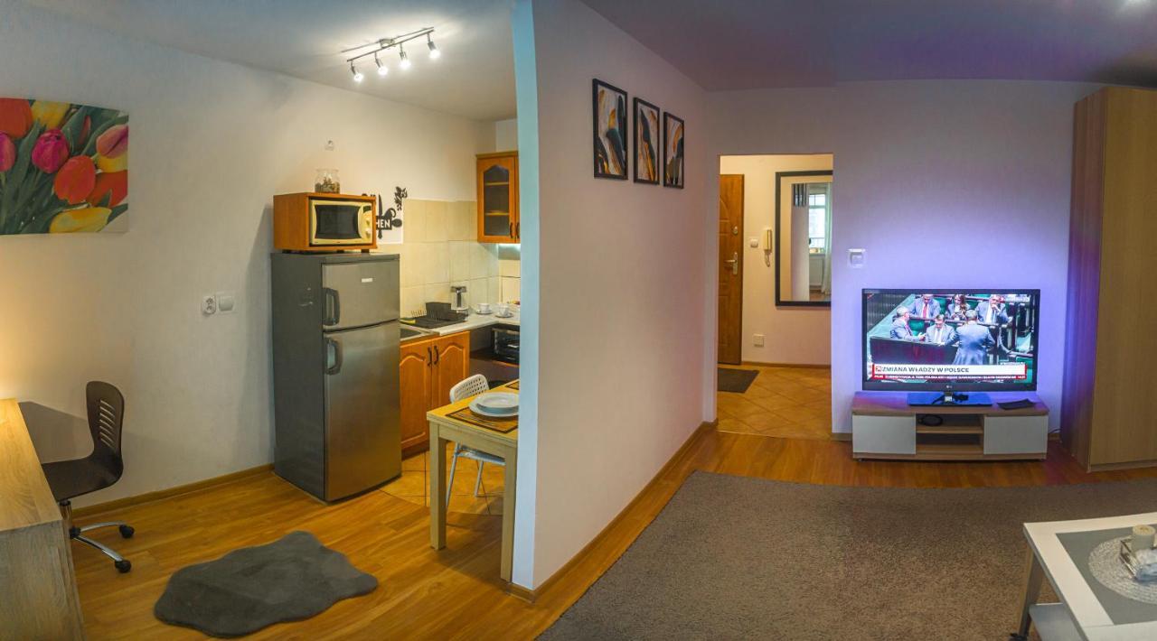 Komfortowy Apartament Belweder Opolznevoye Bagian luar foto